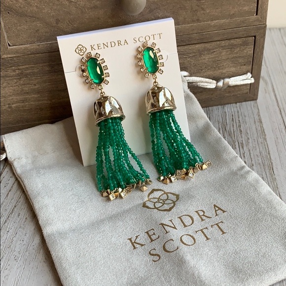 Kendra Scott Jewelry - Kendra Scott Decker Emerald CZ Tassel Earrings NEW